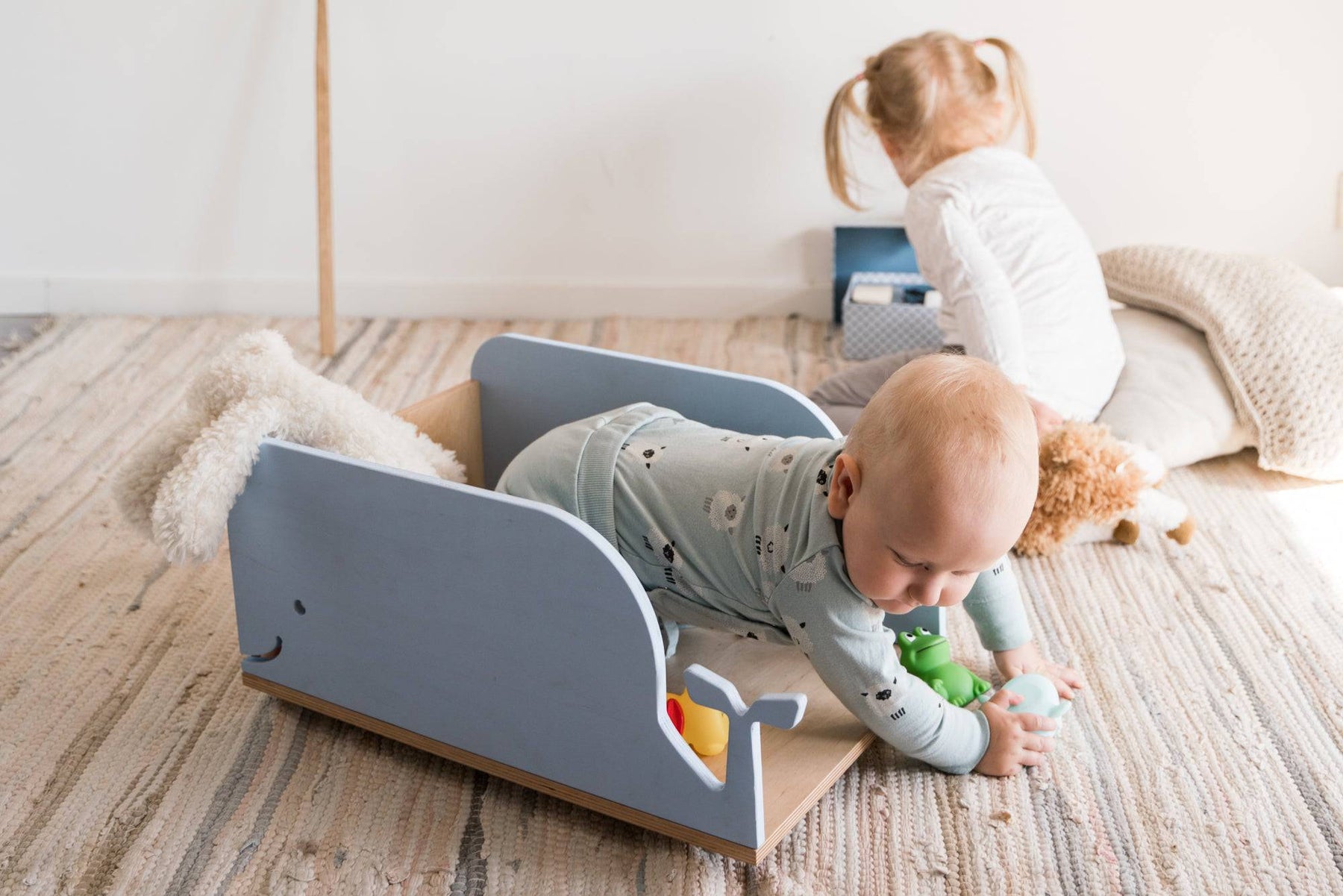 Wooden toy box on wheels (Whale) - EWART WOODS