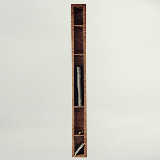 Narrow Wall Shelf Cavallo