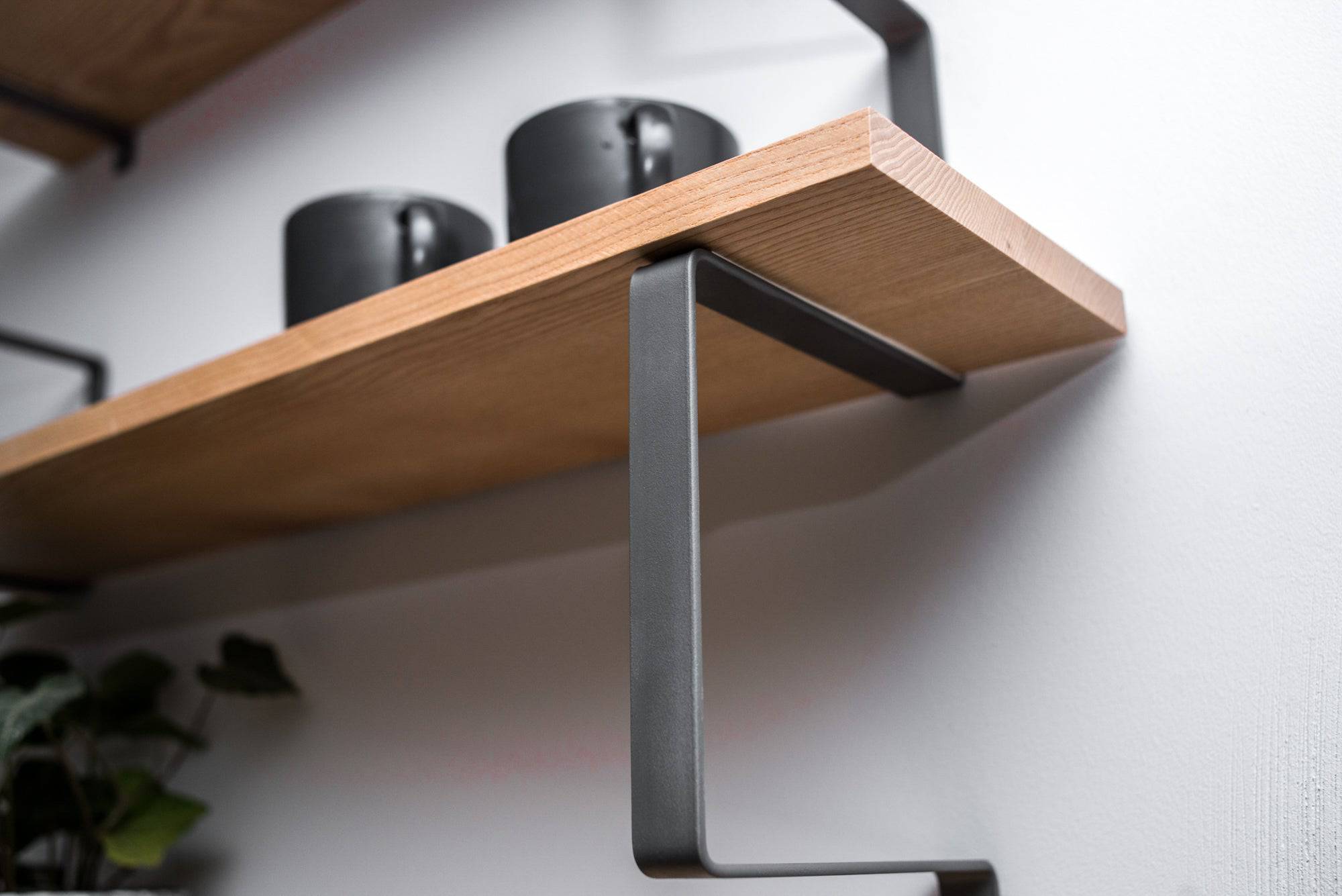 Wooden wall shelf with metal construction - EWART WOODS